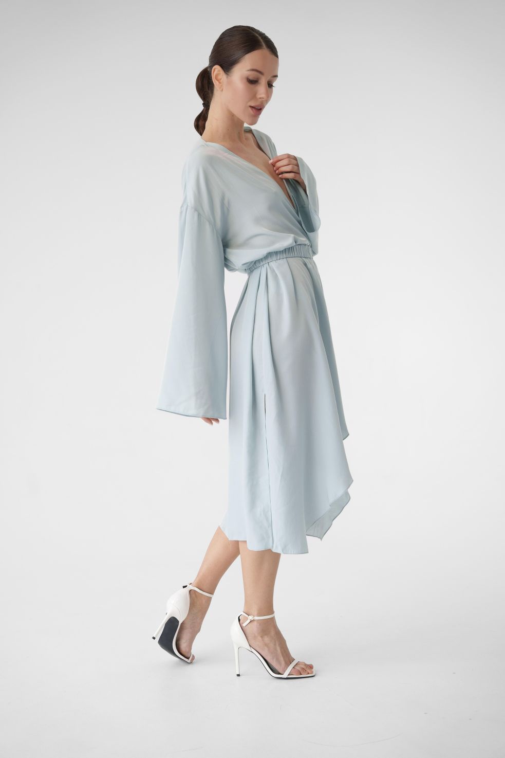 Bali Beach Robe – Lightweight Silk Viscose Cover-Up (Blue)