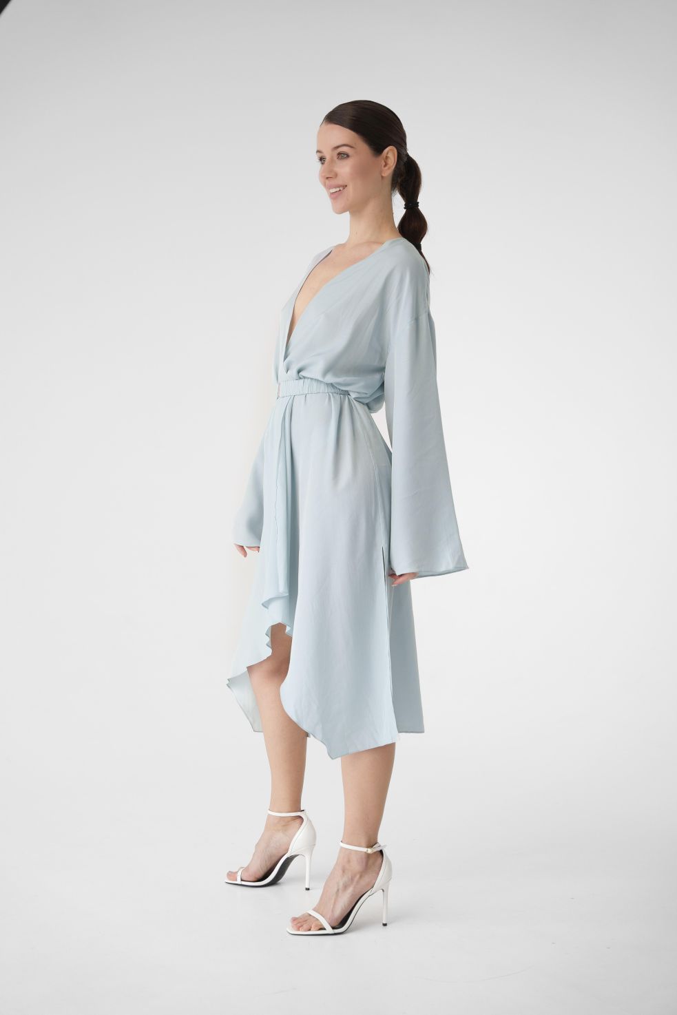 Bali Beach Robe – Lightweight Silk Viscose Cover-Up (Blue)